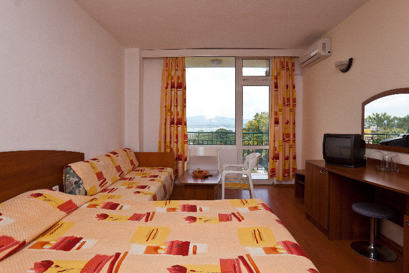 Perla Plaza Hotel Πριμόρσκο Εξωτερικό φωτογραφία