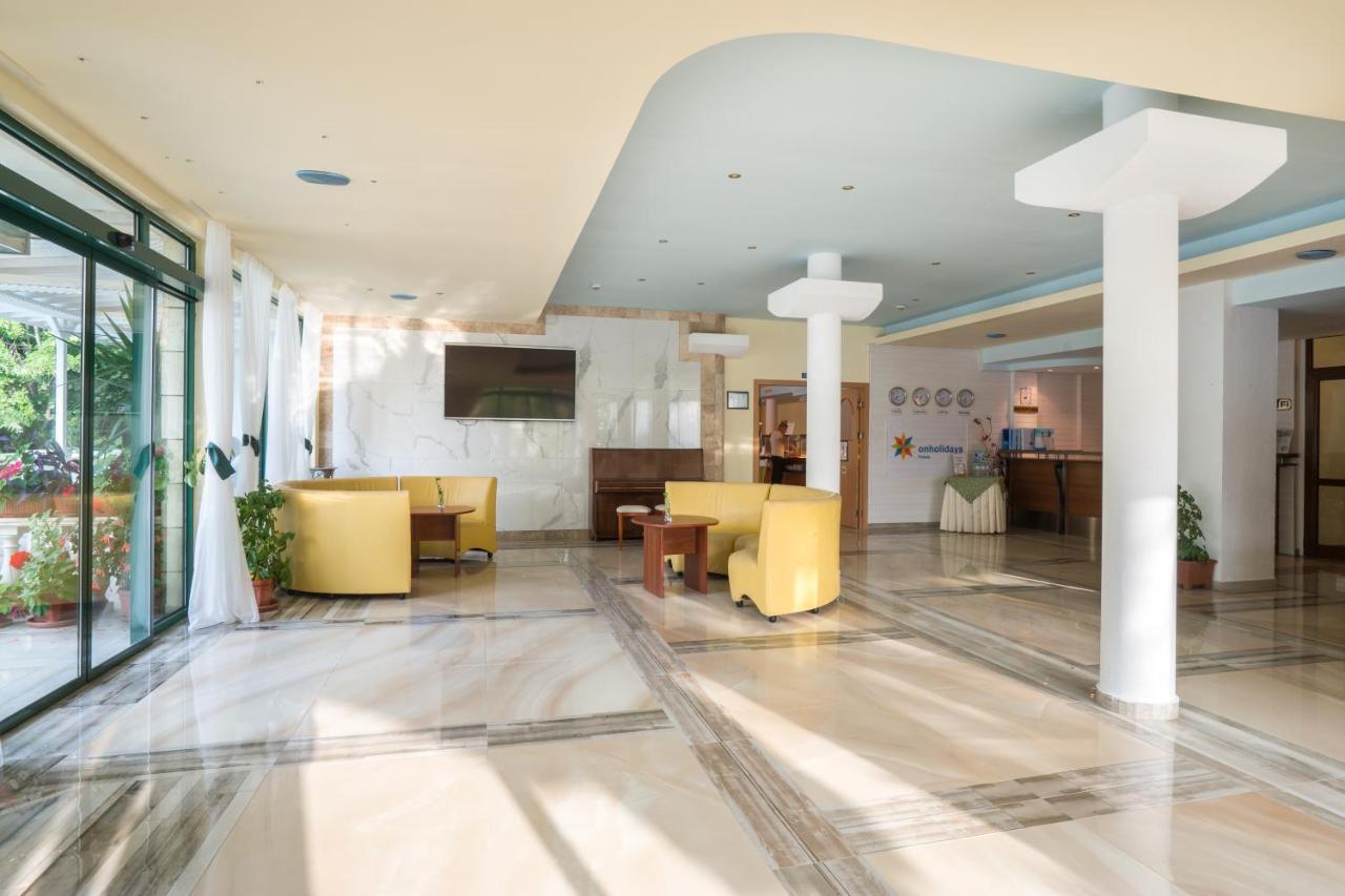 Perla Plaza Hotel Πριμόρσκο Εξωτερικό φωτογραφία